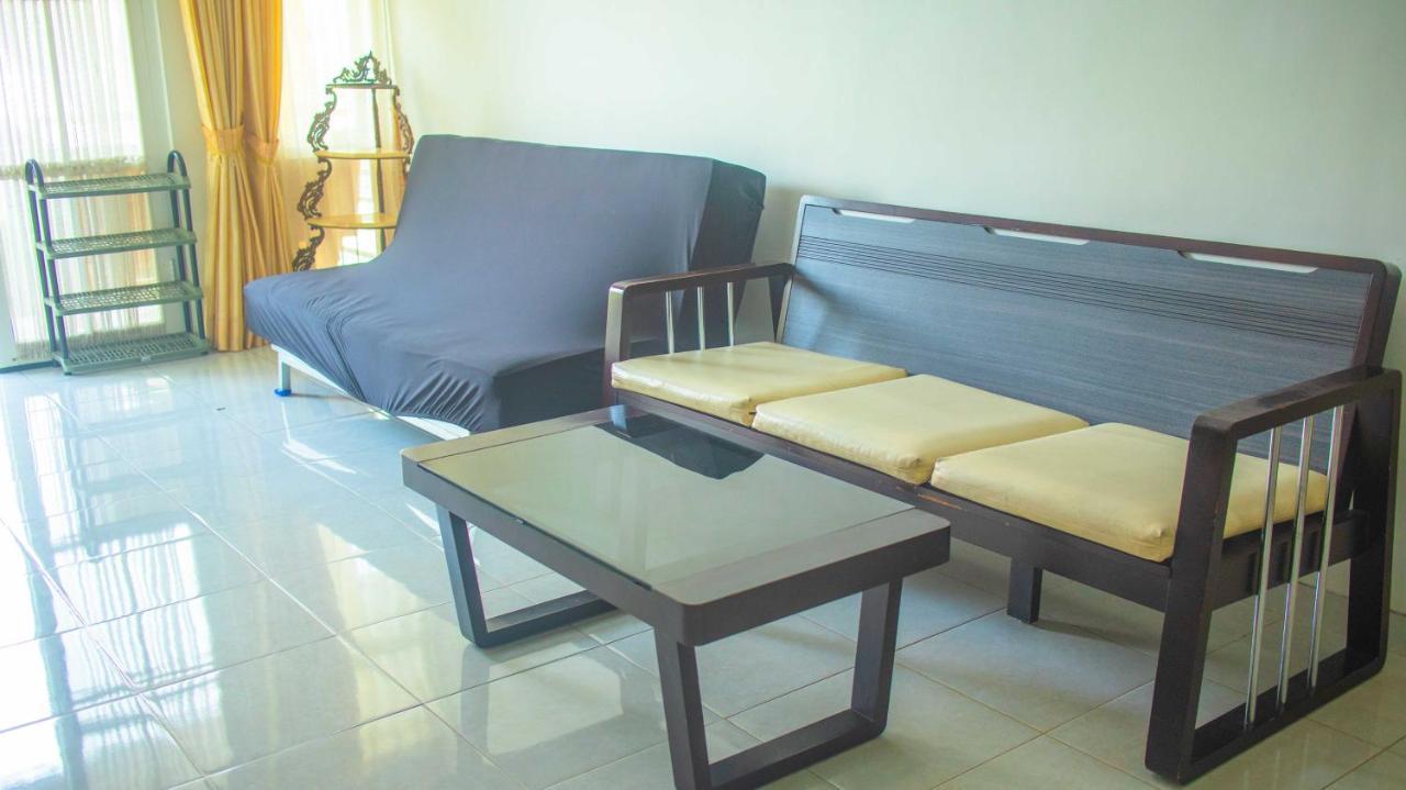 Villa El Nino 5 Bedroom Dengan Rooftop Mountain View Batu  Exterior photo